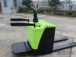 华体会买球-华体会买球(中国)官网
机械提醒：电瓶搬运车的日常维护